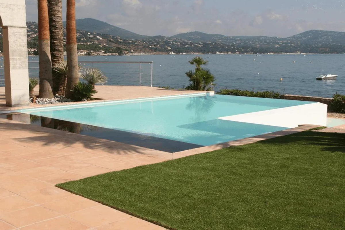 ICEP Rivenditore piscine Desjoyaux Triveneto